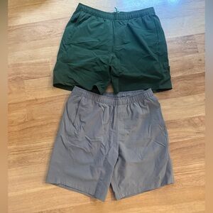 Men’s Myles active shorts size large - both pairs